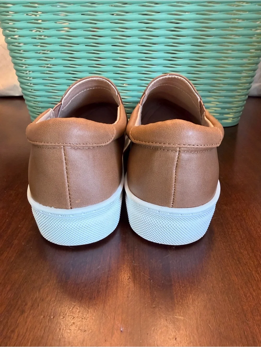 Brinley Co. Women's Comfort Laser-Cut Sneaker SZ 7 Color Caramel Brown